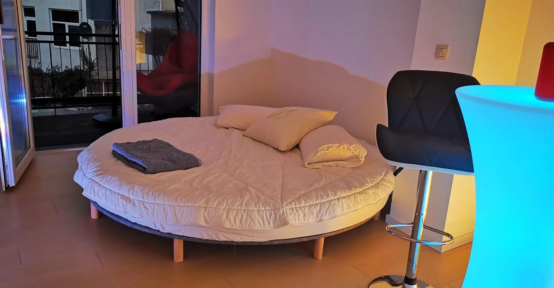 Studio North Station Brussels Apartment